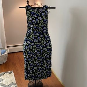 Blue floral sleeveless dress